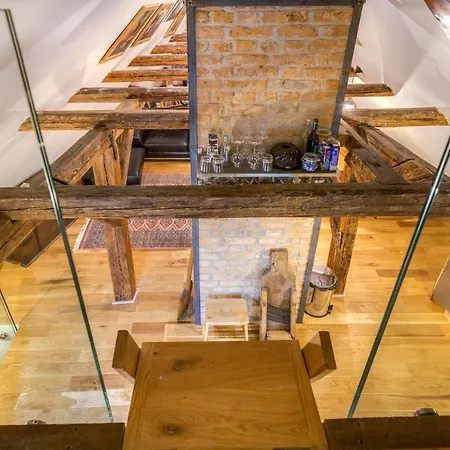 Apartment No.59 *