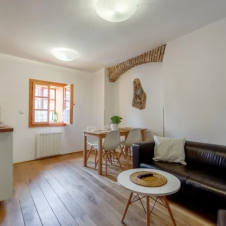 Apartment No.59