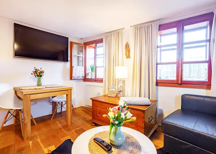 Apartment No.59 Loket